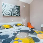 1 Bedroom Gorgeous In Njivice